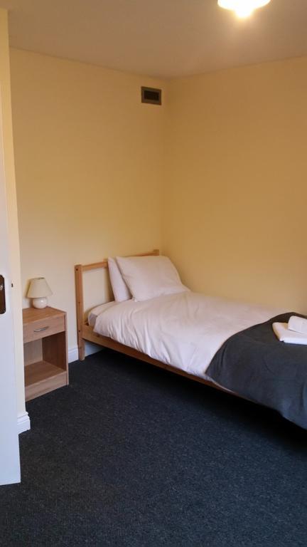 Holiday home Ideal Commuter House