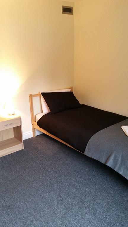 Holiday home Ideal Commuter House